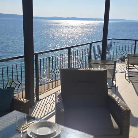 Apartman Ocean View Of - Erste Meerreihe Mit Beheizbarem Pool