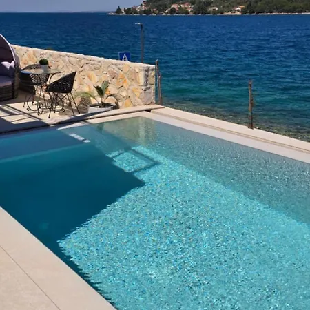 Ocean View Of - Erste Meerreihe Mit Beheizbarem Pool Apartman *